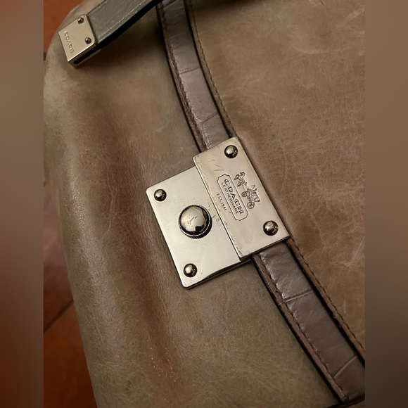 Coach Pinnacle Bette special “Dove Gray” handbag - Picture 4 of 6